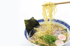 「ラーメン」から「麺」へ！